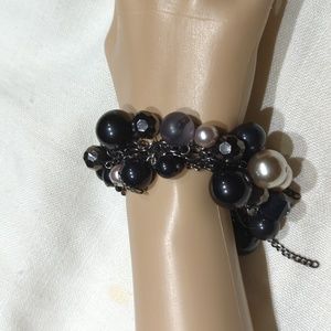 Black beaded bracelet